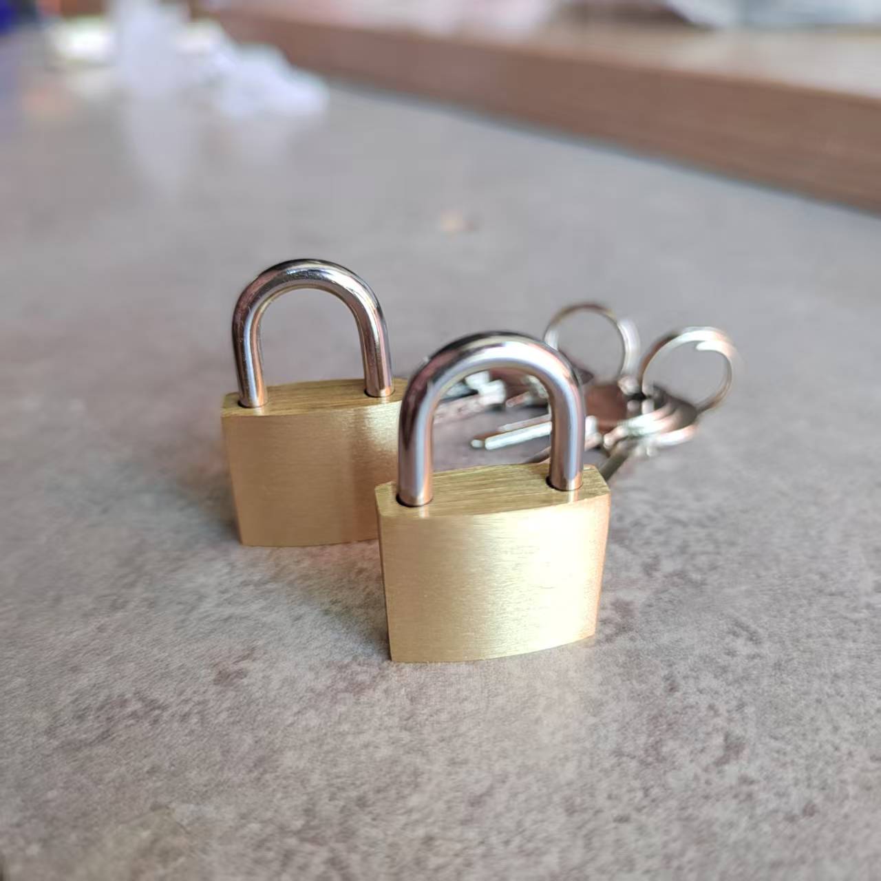 Brass Padlock with Keys, Small - Letter Opener Brass 리뷰 및 가격